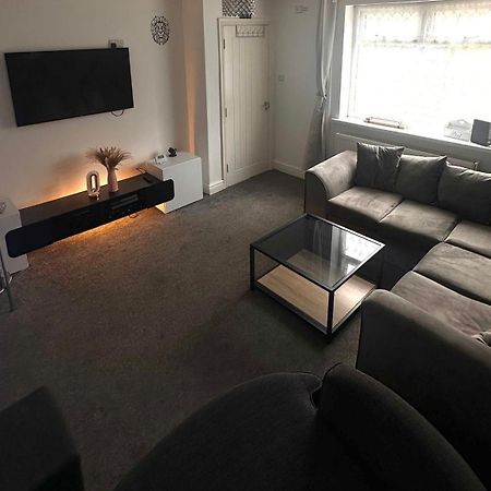 The Hideaway Home Bd5 - 2 Bed Lovely Modern House 布雷得佛 外观 照片