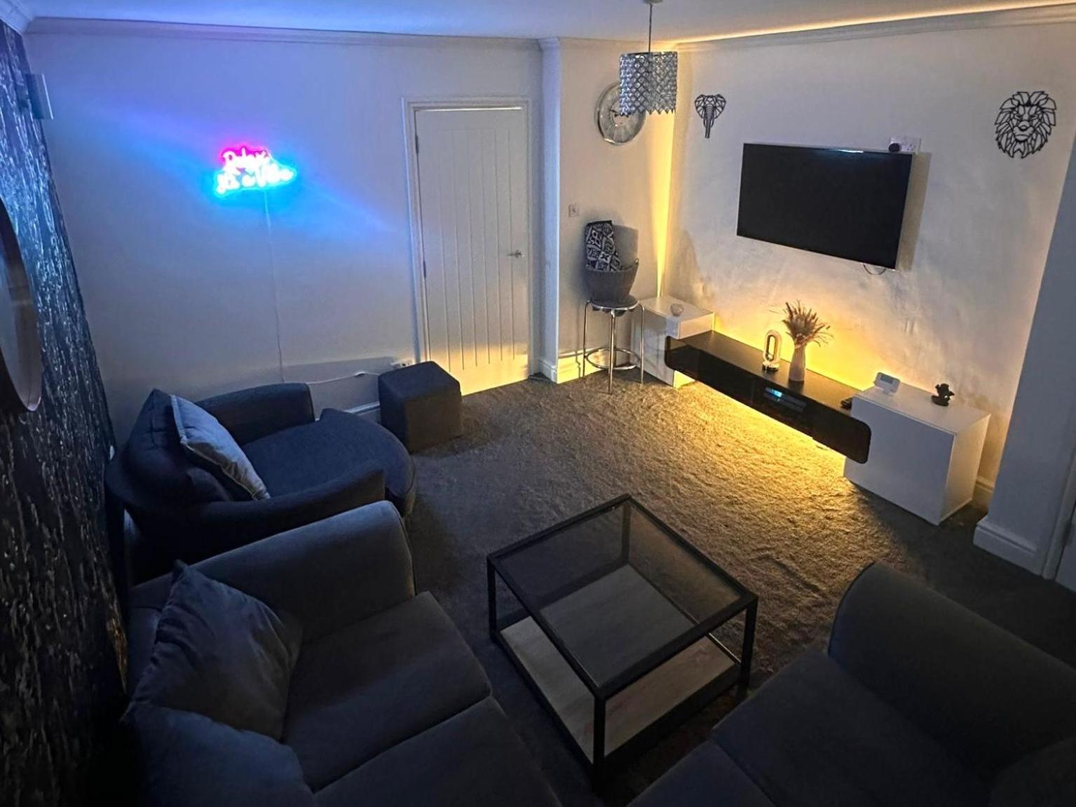 The Hideaway Home Bd5 - 2 Bed Lovely Modern House 布雷得佛 外观 照片